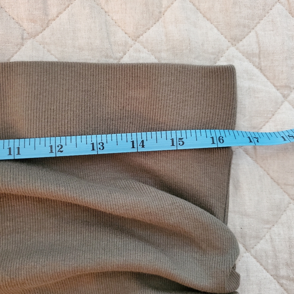 Michael Stars Rae Ribbed Skirt With Side Slit - Picture 5 of 6